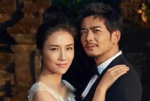 杨烁自曝早已与妻子王黎雯拟好"离婚协议",称自己"没有人设"