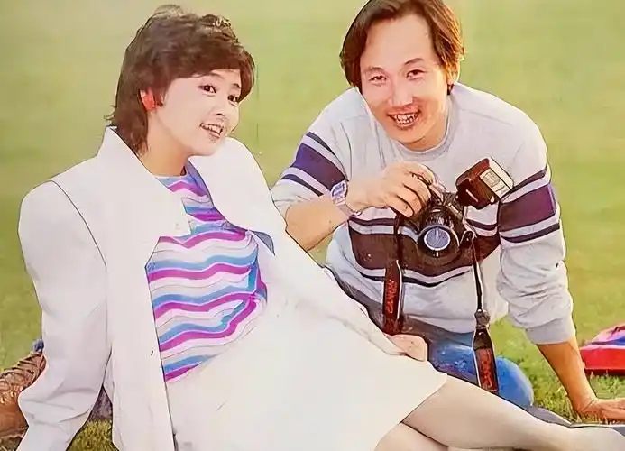 演员张瑜:因事业放弃婚姻,前夫再婚幸福,她65岁孤身一人