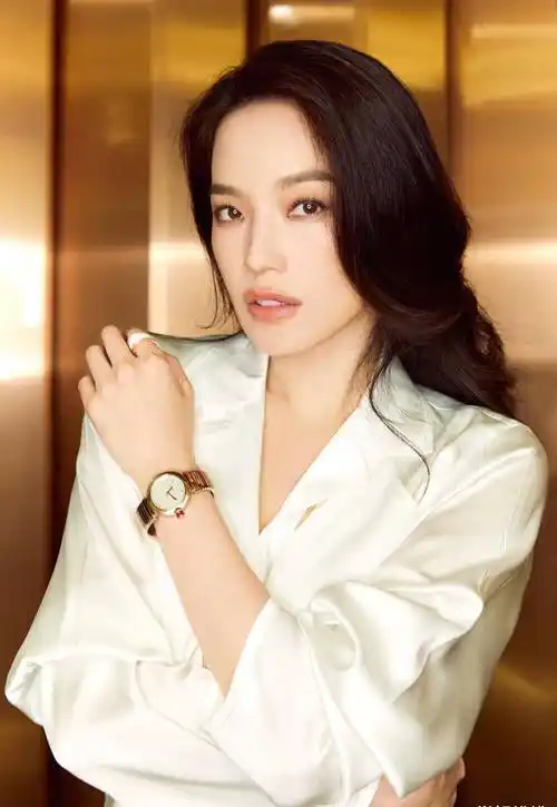 鼻子不好看,颜值也高的女明星,我只服这4位!太有气质了