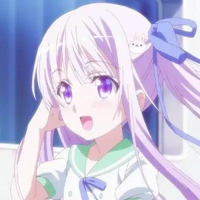 动漫紫发女生头像拿图点赞的女孩越来越漂亮