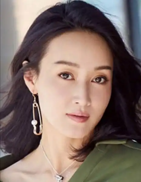 赵子琪:《人民的名义》里的钟小艾,集美貌和才华于一身