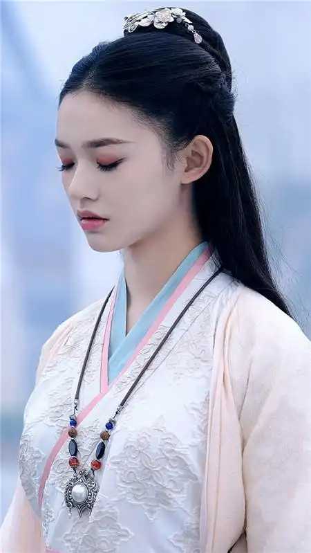 斗破苍穹萧薰儿(林允饰)古装剧照_明星