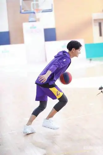 黄子韬《创造101》变灌篮高手球场大显身手