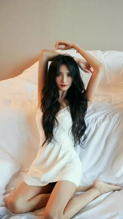 王紫璇壁纸最喜欢她饰演的小神婆