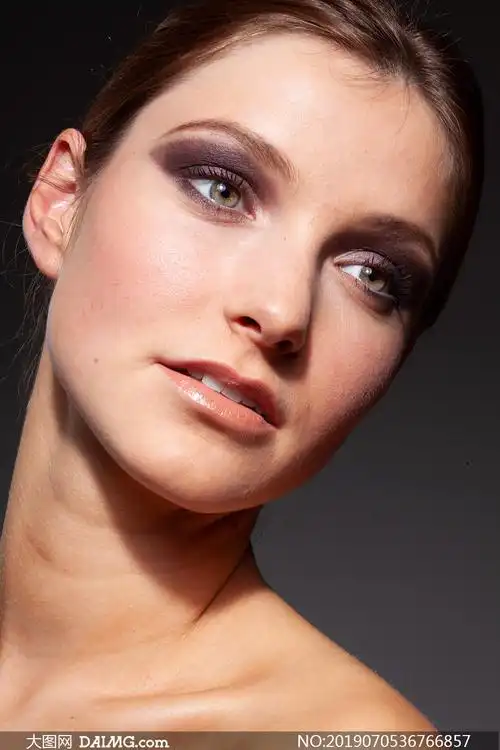 微笑笑容欧美模特人物摄影高清原片