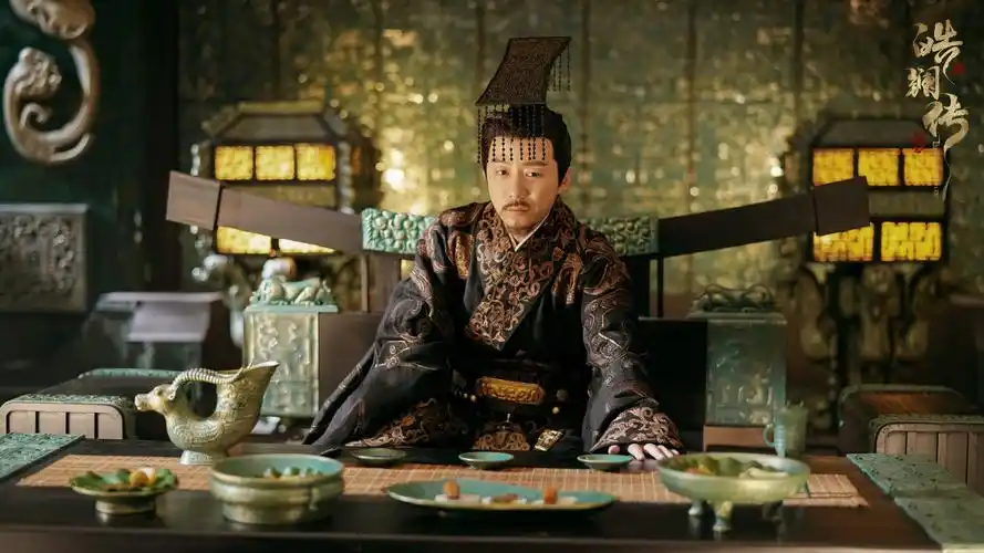 王茂蕾《皓镧传》热播 与谭卓相爱相杀