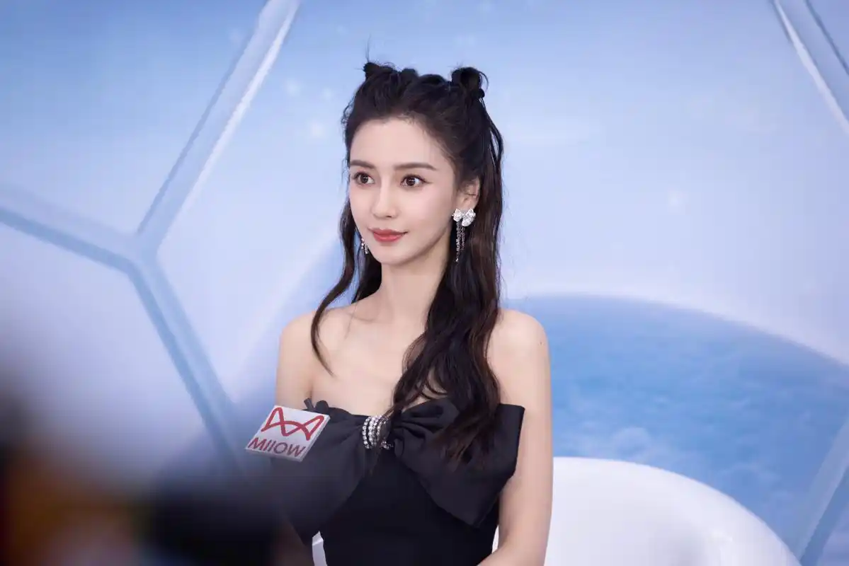 好可爱好美的猫女angelababy
