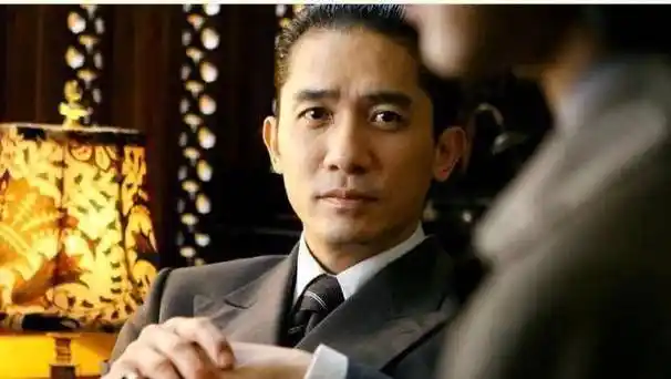 星动之夜罕见路透,何炅蔡康永主持,梁朝伟章子怡赵丽颖李现同框_活动