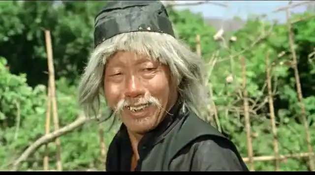 醉拳经典片段 苏花子特训成龙 左缸倒右缸 后缸倒前缸