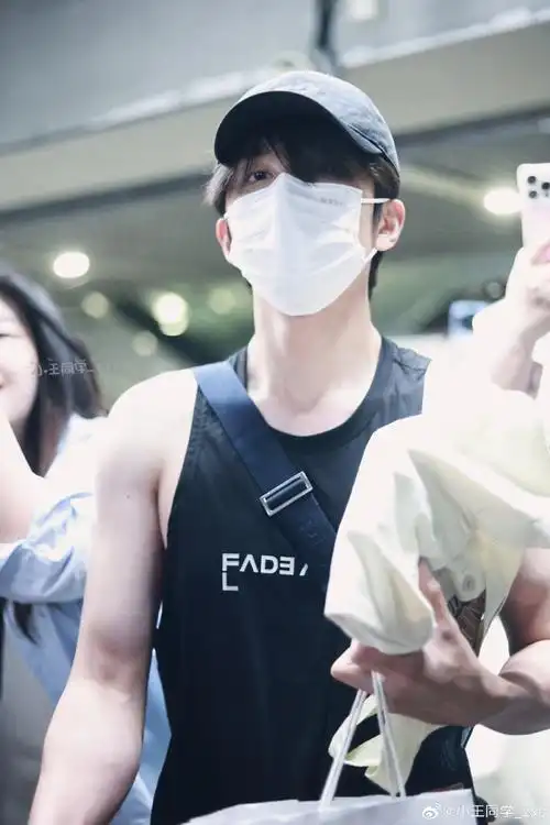 张新成为奔腾小马代言