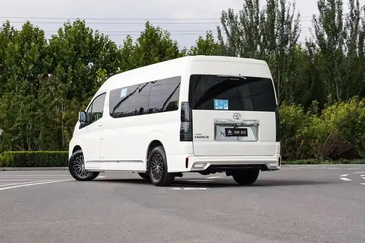 丰田海狮v6 3.5排量原装进口商务车_凤凰网汽车_凤凰网