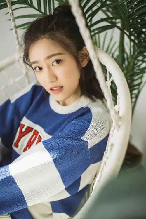 汤梦佳慵懒随意活力写真图片45