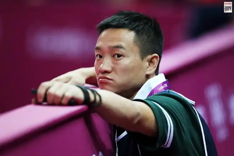 被告人王媞自称是高干子女,以能够低价买到房和车为由,伙同朱双双先后