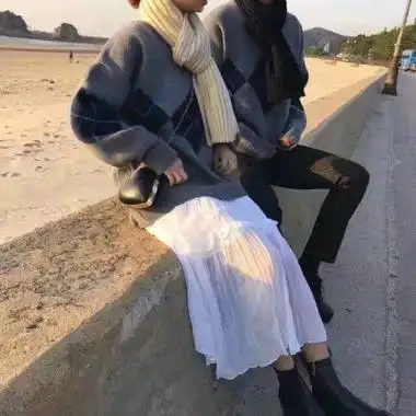 情侣头像全身照双人搞怪