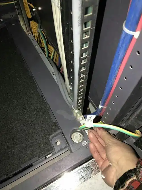 3月7日双辽新传输室及老传输室包保检查