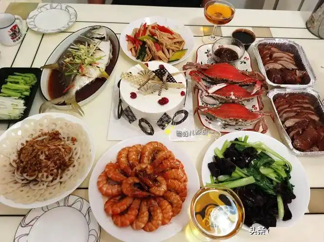 国庆节做一桌菜好看又好吃,朋友圈火了,朋友:土豪家里有矿吗?