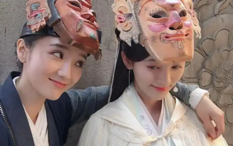 鞠婧祎×肖燕|她叫她娘子 她叫她小青 一叫就是4年