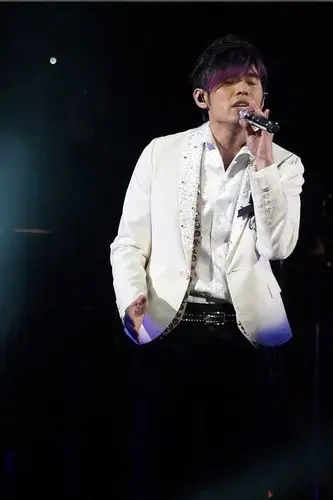 周杰伦经典造型《紫毛伦》周杰伦经典造型《紫毛伦》周杰伦经典造型