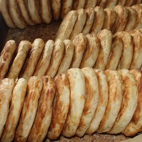 山东特产泰山传统烧饼早餐食香酥纯手工发面饼泰安范镇油酥火烧紫薯