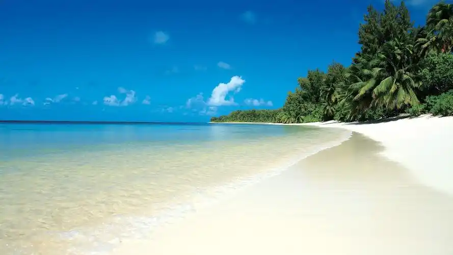 平静的海洋-夏日风光桌面壁纸 - 1920x1080 壁纸 下载