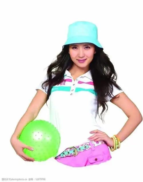 陈好服装代言图片