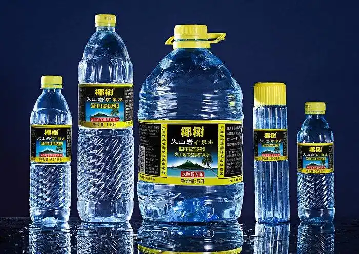 拒绝朋克养生,你的夏天值得拥有椰树矿泉水