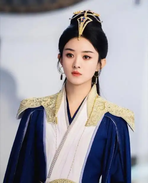 沈璃在爱里生出了神性##赵丽颖紫纱古装##与凤行三界茶话会