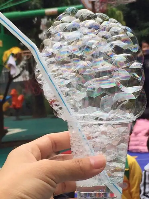 科学泡泡实验《来吹泡泡水》