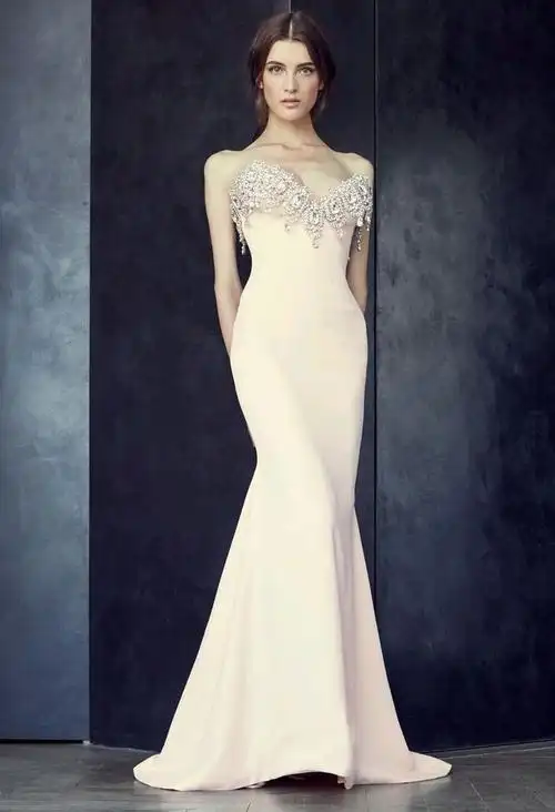 alexismabille高定舞娘蒂塔领衔15位时尚缪斯演绎华丽礼服