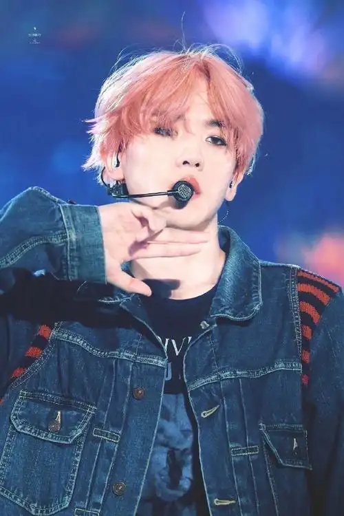 边伯贤因与sm解除纷争向粉丝道歉##边伯贤向粉丝道歉