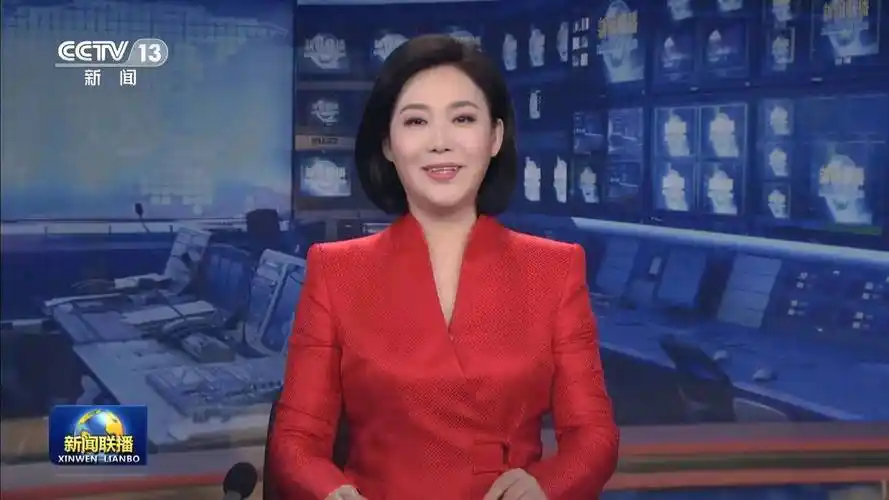 1,郑丽《新闻联播》总结下来发现一个规律,女主播以红色中式立领改良