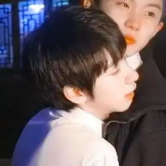 马嘉祺 贺峻霖 头像