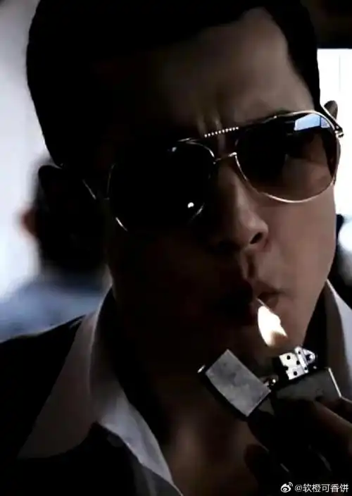 韩东君抽烟镜头