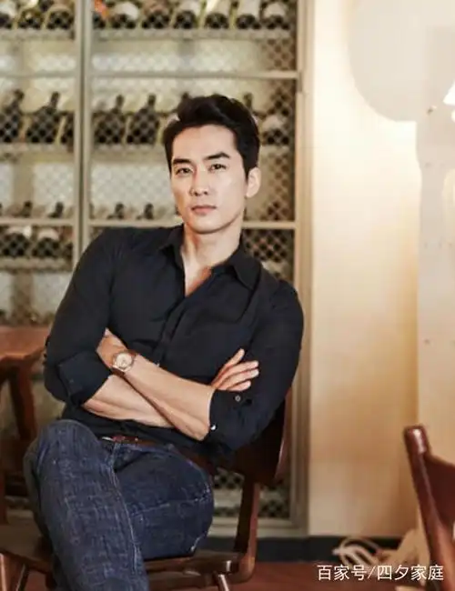 宋承宪的拍照装扮图一悠闲图三型男最后一张太有爱