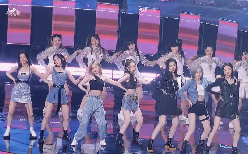 我说这场杀疯了应该无人反对吧硬糖少女303双马尾团体直拍