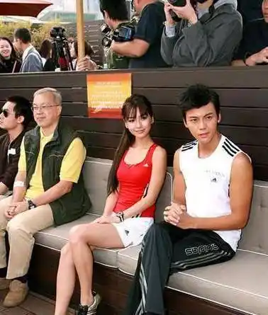 baby和陈伟霆这对cp旧时恩爱照曝光,黄晓明和赵丽颖看了会吃醋吗?