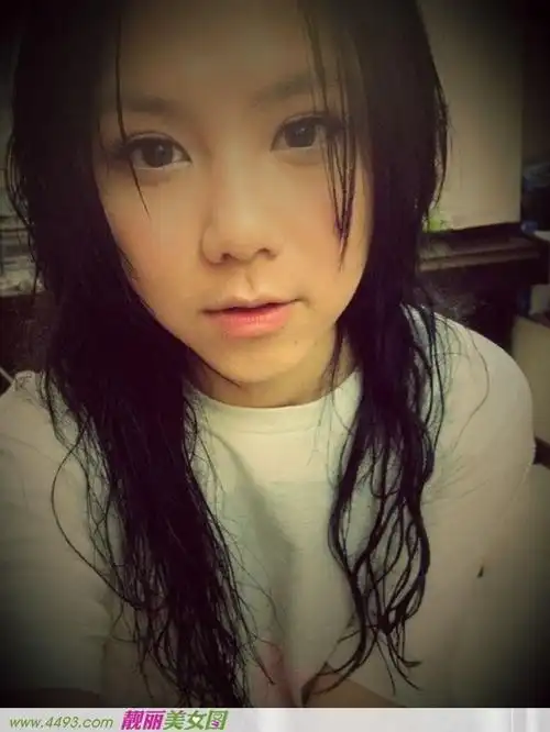 小女生邓紫棋微博可爱素颜私照(1/10)