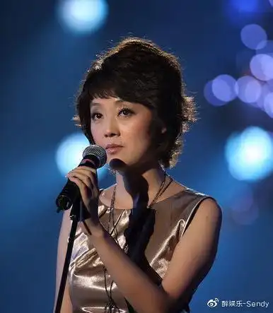 包含程雷,陈蓉,朱桢,倪琳,房海燕,以及第一财经的戴刘菲在内的六人