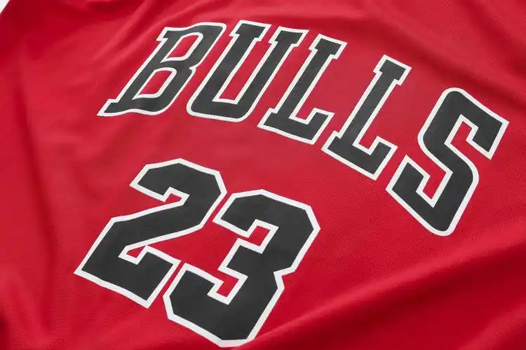 勇士篮球服运动套装男库里30号球衣背心乔丹23号詹姆斯湖人队服_券