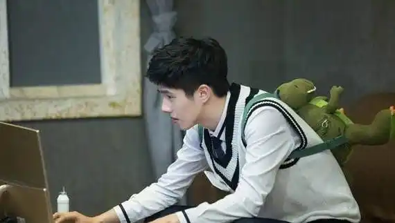 原创明星大侦探刘昊然成新明灯开头就预言凶手却没人听