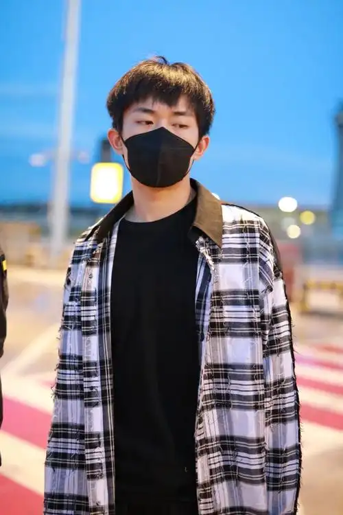 易烊千玺深圳##易烊千玺电影长津湖