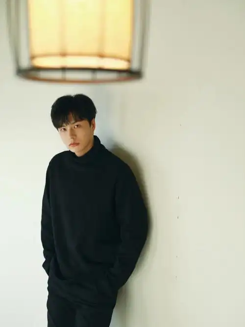 喜欢一身黑的男生都这么帅的吗