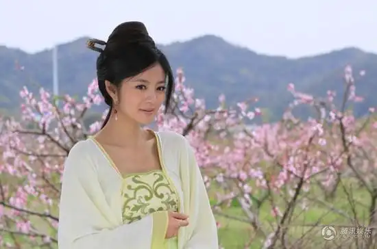 《西游记》曝剧照 安以轩版白骨精太动人