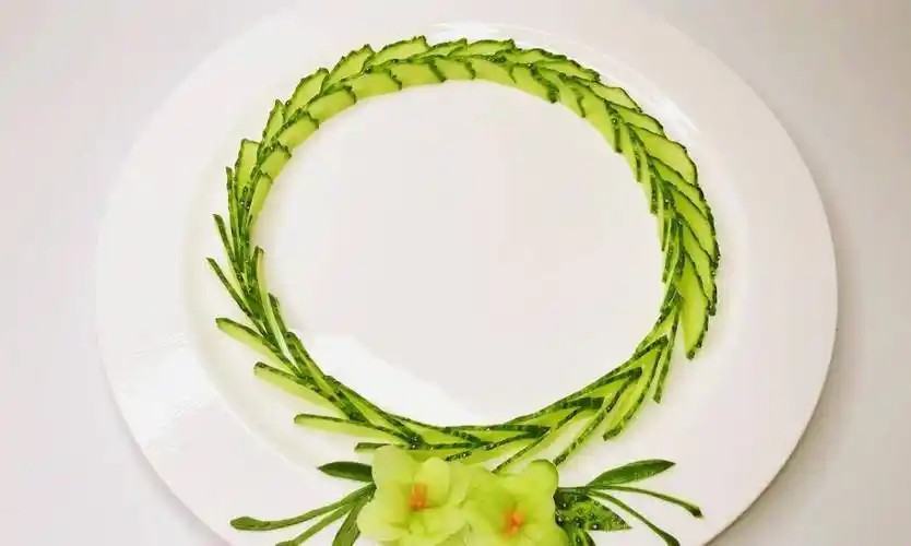 分享9种万能摆盘,啥菜都能用,发朋友圈人人夸_黄瓜_盘子_枸杞