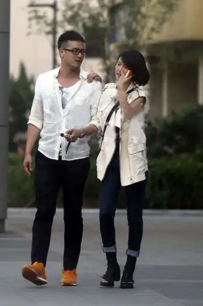 谭维维默认与陈亦飞恋情男方曾与蔡康永传绯闻