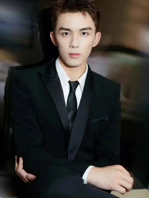 吴磊同款西装定制