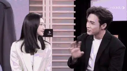 景甜张彬彬合体直播网友好甜好甜把67般67配打在公屏上