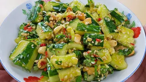 凉拌黄瓜,第一步错了就不好吃,学会一招小窍门,脆爽入味又美味