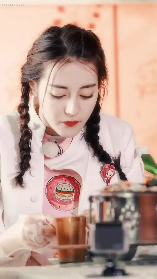 迪丽热巴 奔跑吧图集    #迪丽热巴