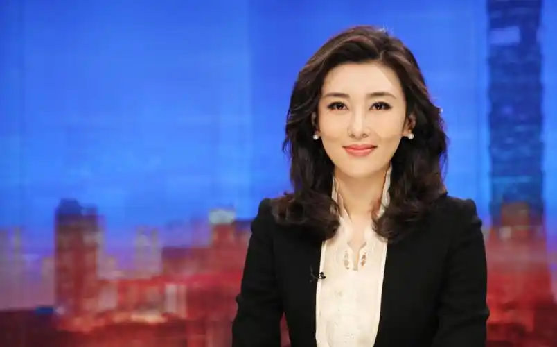 时隔一个月央视名嘴李红回归主持海峡两岸封杀言论不攻自破